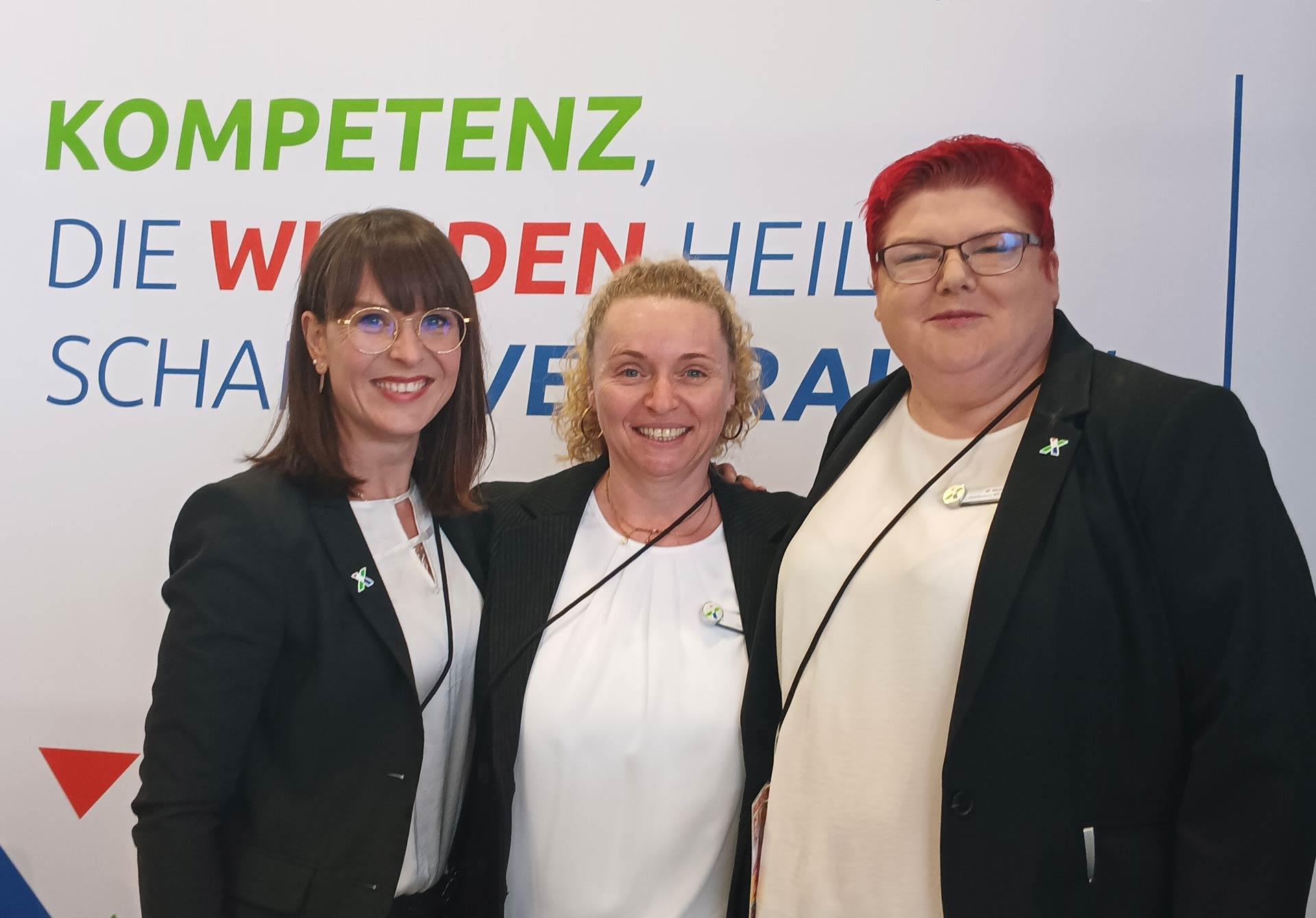 Teresa Richter (Marketing) und das apraxon Homecare-Team Thüringen auf der Erfurter Gesundheitsmesse